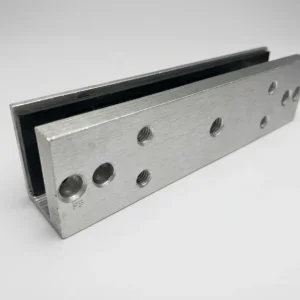 BASE TIPO U PARA CERRADURA ELECTROMAGNETICA DE 300 LIBRAS MARCA SPTLINE